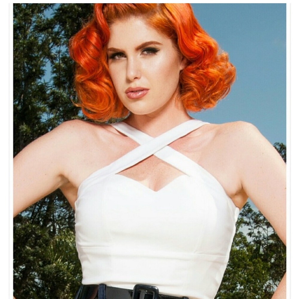 Deadly Dames criss cross halter top